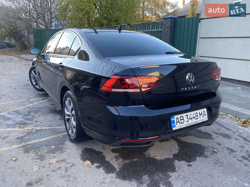 Седан Volkswagen Passat 2020 в Виннице