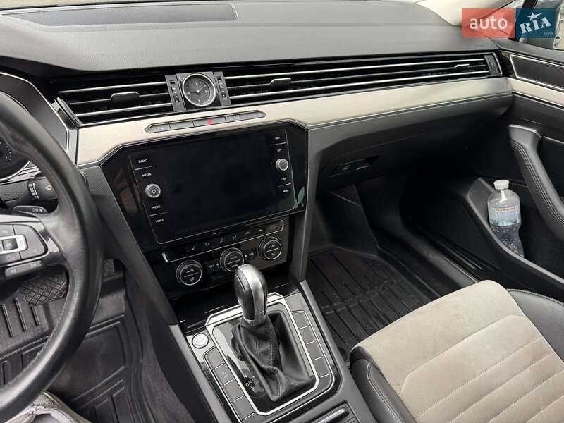 Універсал Volkswagen Passat 2017 в Броварах