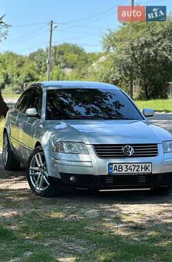 Седан Volkswagen Passat 2001 в Баре