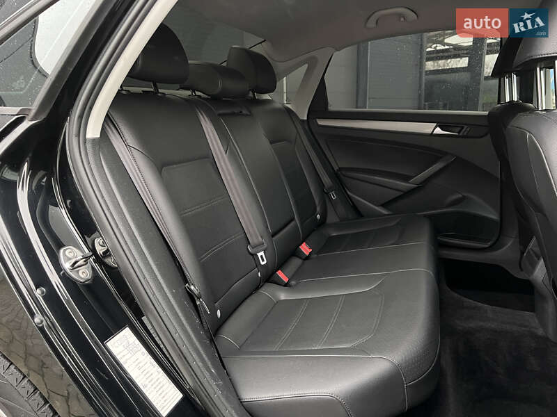 Седан Volkswagen Passat 2014 в Малине