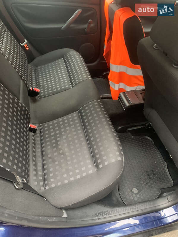 Седан Volkswagen Passat 2000 в Вишгороді