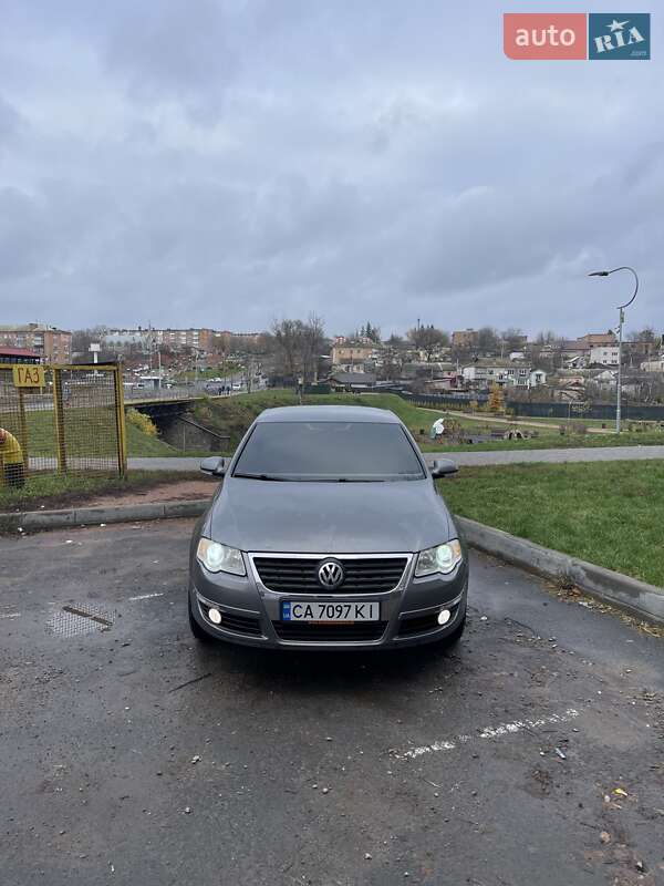 Седан Volkswagen Passat 2006 в Умани