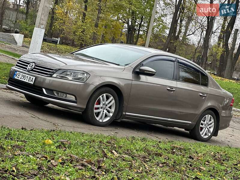 Седан Volkswagen Passat 2011 в Каменском фото 3 Седан Volkswagen Passat 2011 в Каменском