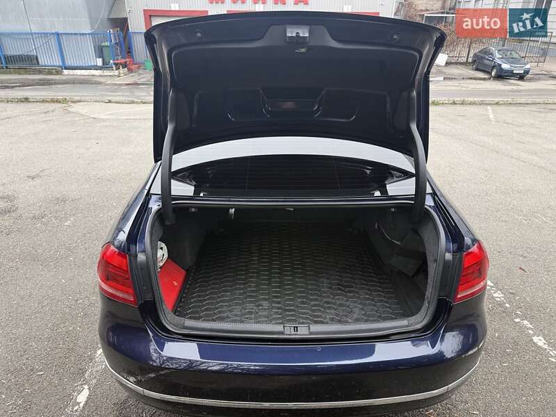 Седан Volkswagen Passat 2012 в Києві фото 7 Седан Volkswagen Passat 2012 в Києві