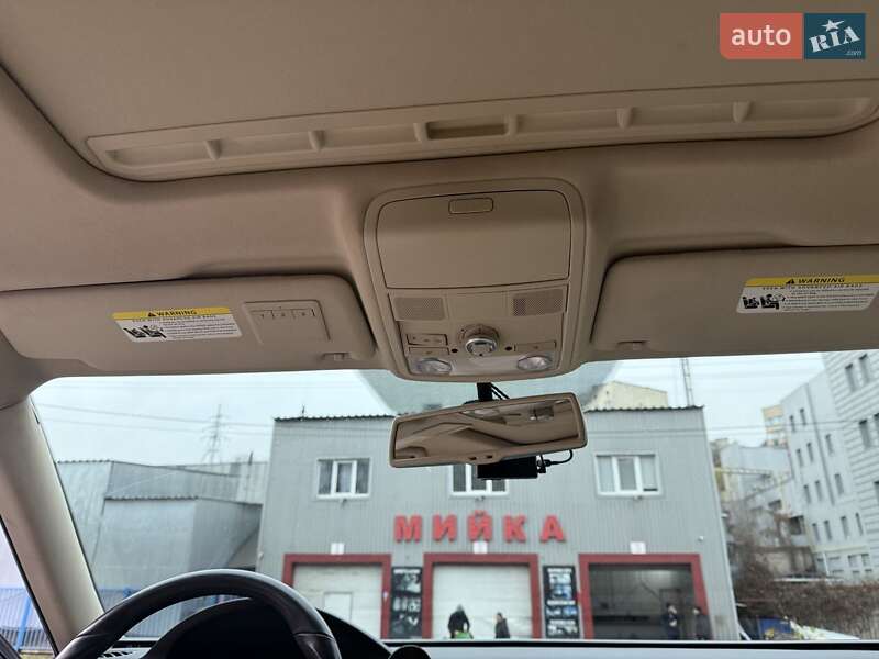 Седан Volkswagen Passat 2012 в Києві фото 15 Седан Volkswagen Passat 2012 в Києві