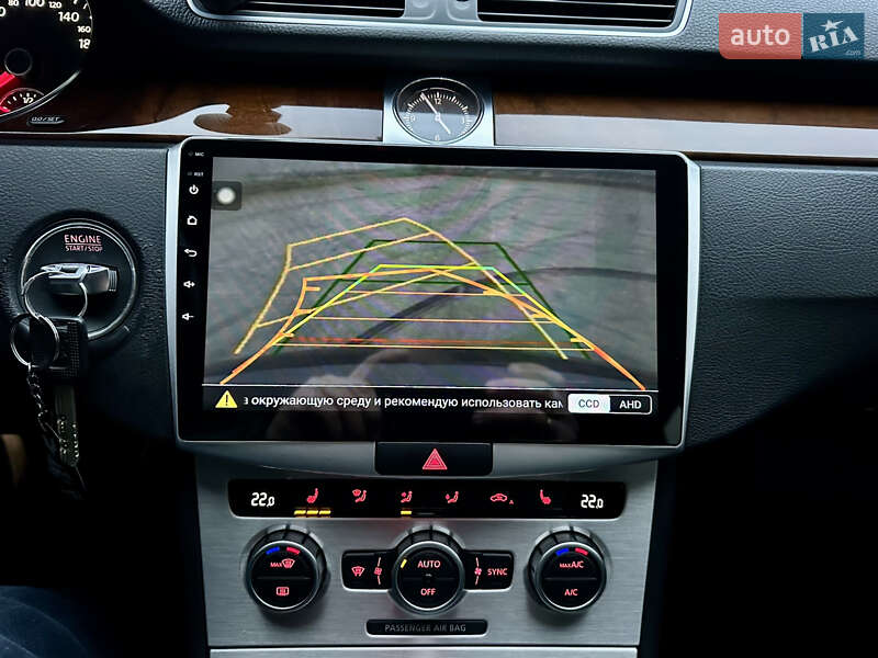 Седан Volkswagen Passat 2012 в Киеве