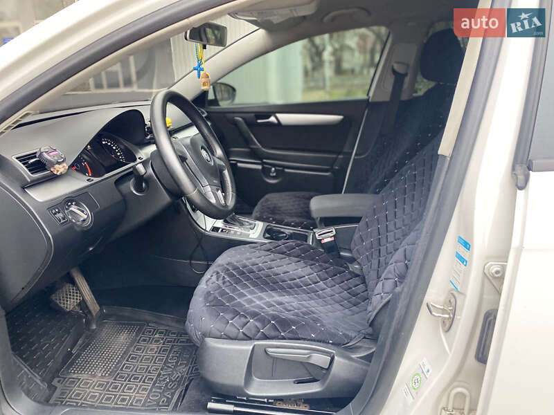 Универсал Volkswagen Passat 2013 в Николаеве