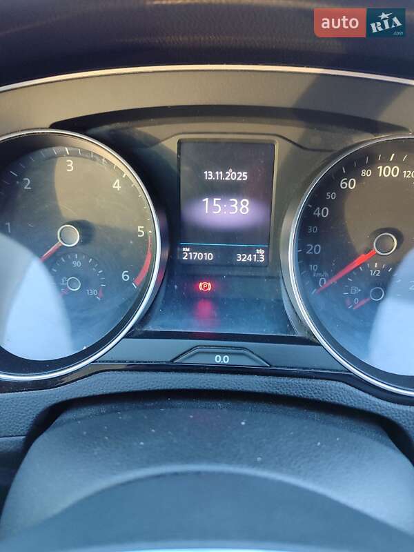 Седан Volkswagen Passat 2016 в Львове фото 12 Седан Volkswagen Passat 2016 в Львове