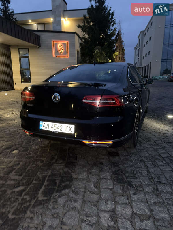 Седан Volkswagen Passat 2018 в Львове фото 3 Седан Volkswagen Passat 2018 в Львове