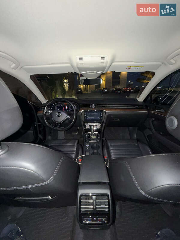 Седан Volkswagen Passat 2018 в Львове фото 10 Седан Volkswagen Passat 2018 в Львове