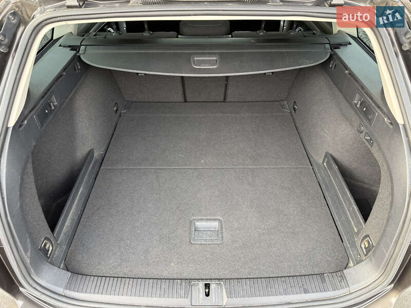 Универсал Volkswagen Passat 2016 в Стрые