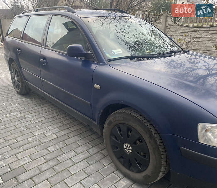 Универсал Volkswagen Passat 2000 в Млинове