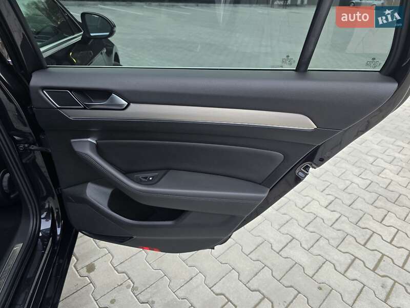 Универсал Volkswagen Passat 2016 в Ковеле фото 34 Универсал Volkswagen Passat 2016 в Ковеле