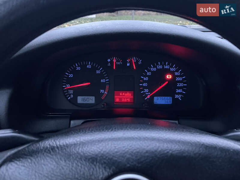 Універсал Volkswagen Passat 1999 в Борисполі