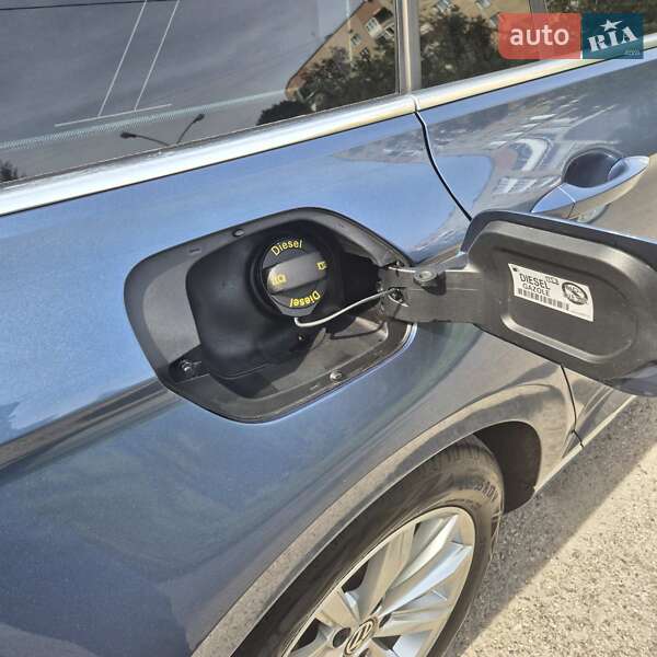 Универсал Volkswagen Passat 2015 в Тернополе