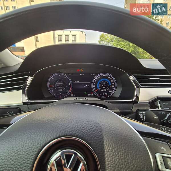 Универсал Volkswagen Passat 2015 в Тернополе