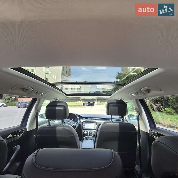 Универсал Volkswagen Passat 2015 в Тернополе