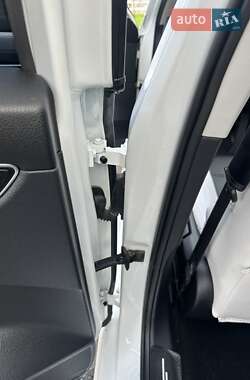 Седан Volkswagen Passat 2016 в Одессе