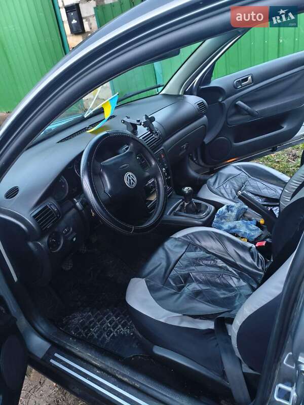 Седан Volkswagen Passat 2002 в Вінниці