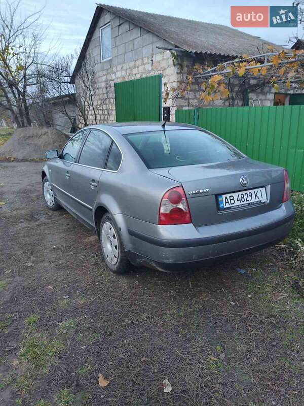 Седан Volkswagen Passat 2002 в Вінниці