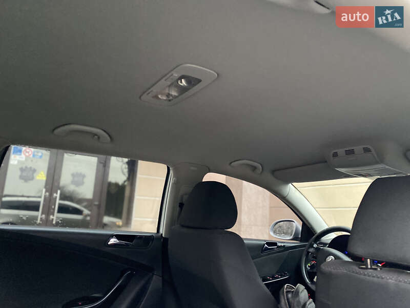Універсал Volkswagen Passat 2007 в Дунаївцях фото 45 Універсал Volkswagen Passat 2007 в Дунаївцях