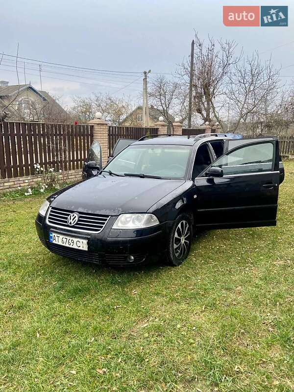 Универсал Volkswagen Passat 2002 в Сторожинце