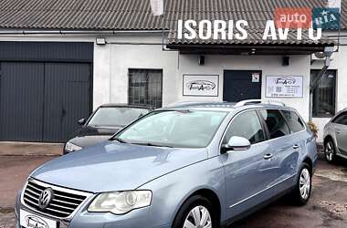 Універсал Volkswagen Passat 2010 в Чернігові