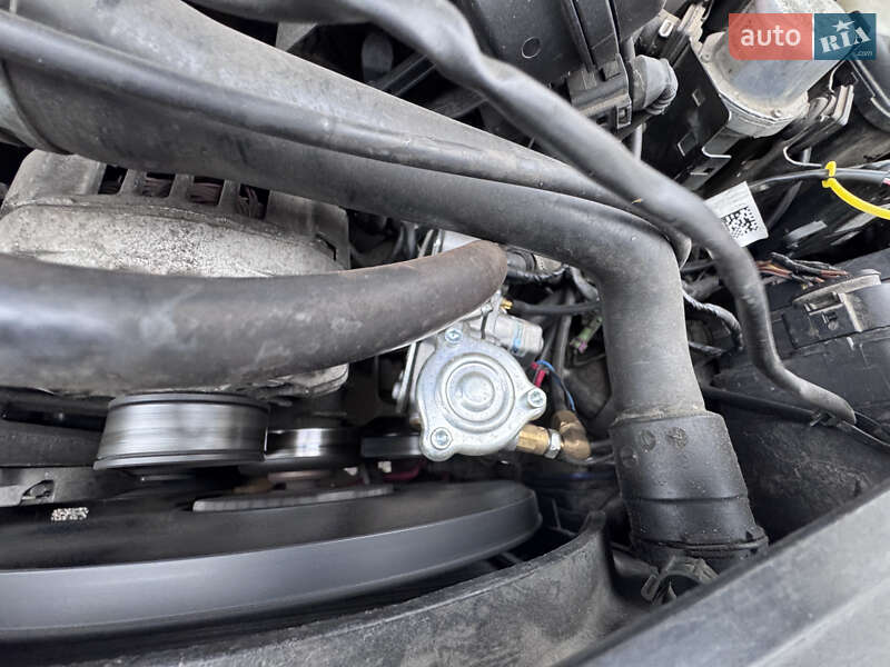 Универсал Volkswagen Passat 2003 в Киеве