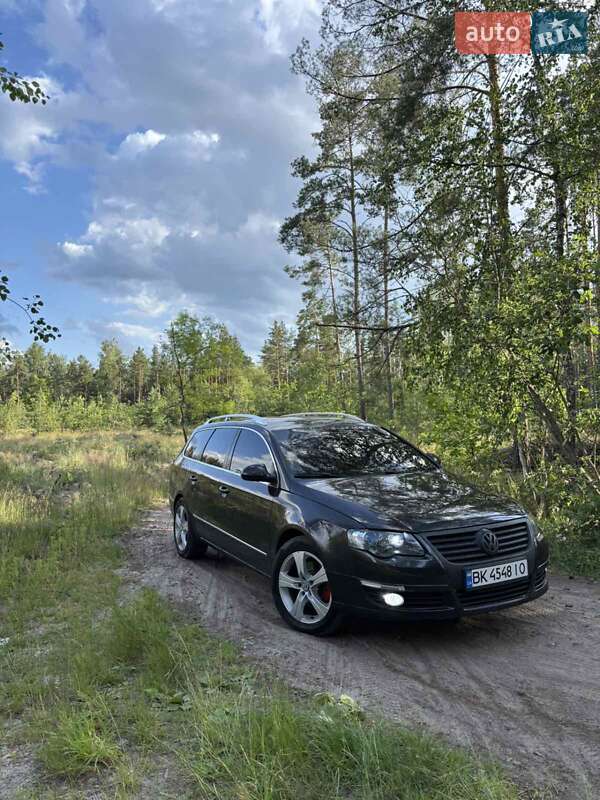 Универсал Volkswagen Passat 2006 в Сарнах