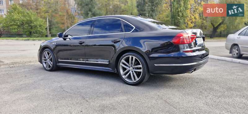 Седан Volkswagen Passat 2016 в Кривом Роге