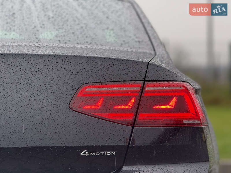 Седан Volkswagen Passat 2020 в Луцьку