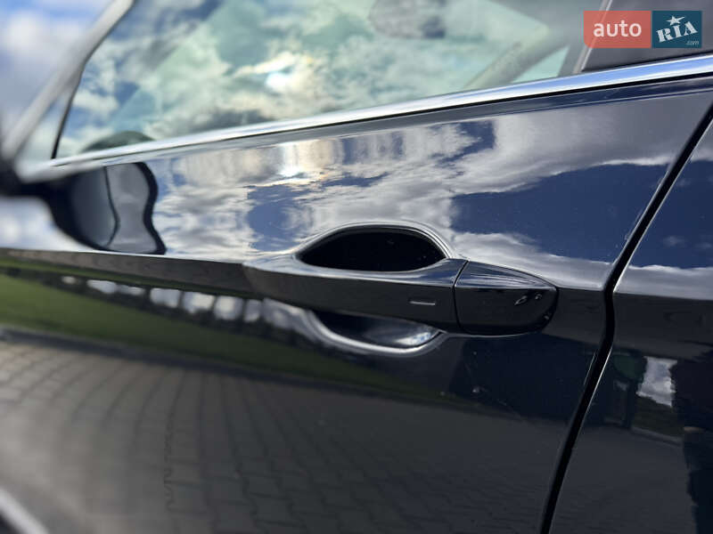 Седан Volkswagen Passat 2020 в Луцьку