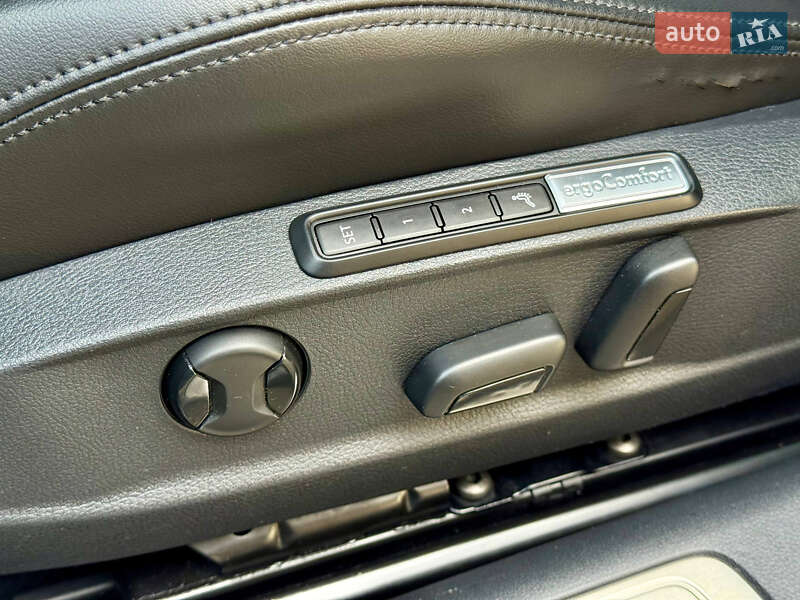 Седан Volkswagen Passat 2018 в Днепре