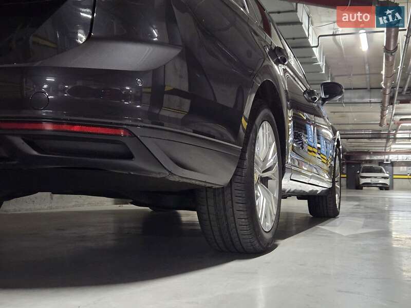 Универсал Volkswagen Passat 2021 в Виннице фото 45 Универсал Volkswagen Passat 2021 в Виннице