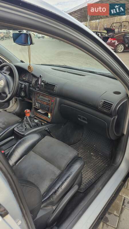 Седан Volkswagen Passat 1999 в Полтаве
