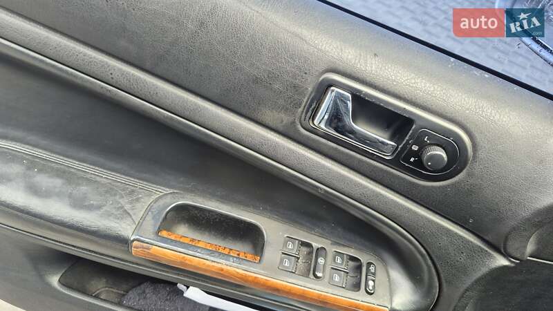 Седан Volkswagen Passat 1999 в Полтаве