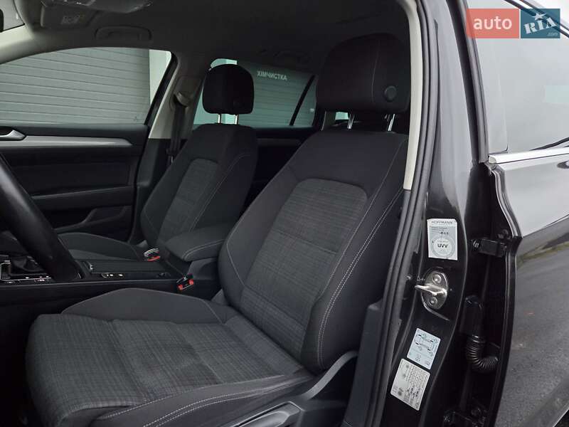 Универсал Volkswagen Passat 2021 в Виннице фото 115 Универсал Volkswagen Passat 2021 в Виннице