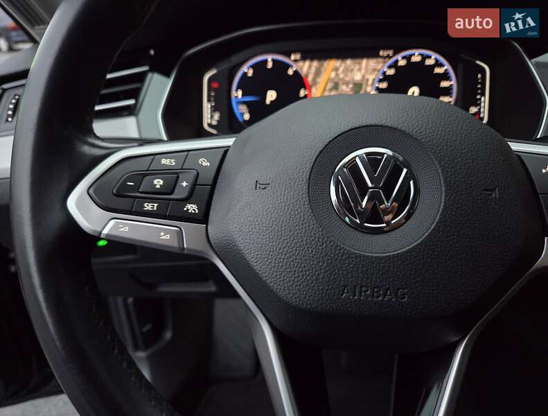 Универсал Volkswagen Passat 2021 в Виннице фото 121 Универсал Volkswagen Passat 2021 в Виннице