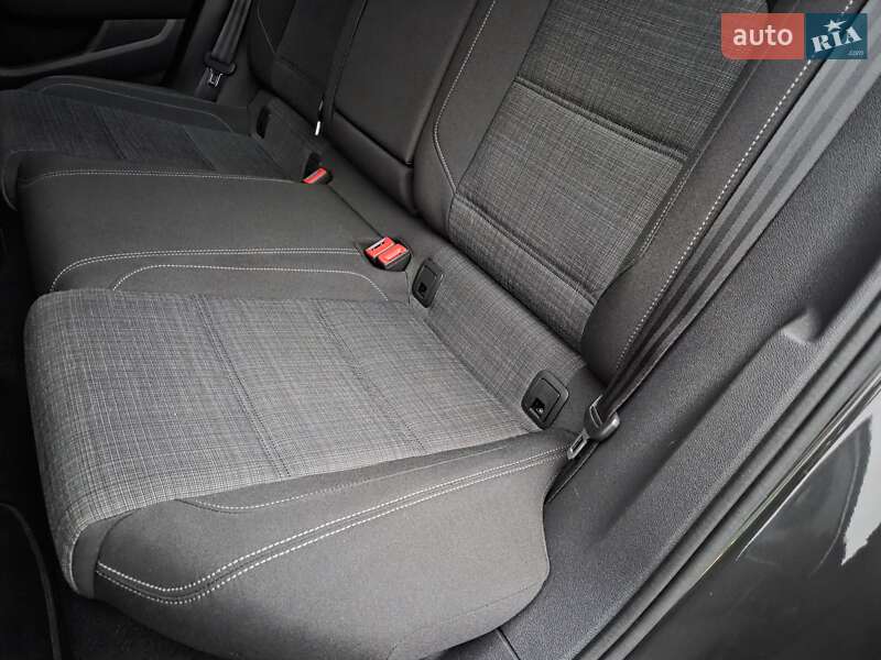 Универсал Volkswagen Passat 2021 в Виннице фото 158 Универсал Volkswagen Passat 2021 в Виннице