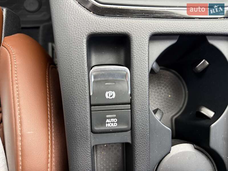 Седан Volkswagen Passat 2018 в Одессе