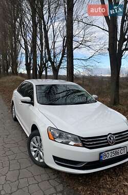 Седан Volkswagen Passat 2013 в Хмельницькому