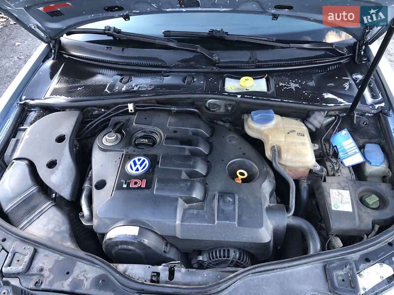 Універсал Volkswagen Passat 2002 в Рівному фото 8 Універсал Volkswagen Passat 2002 в Рівному