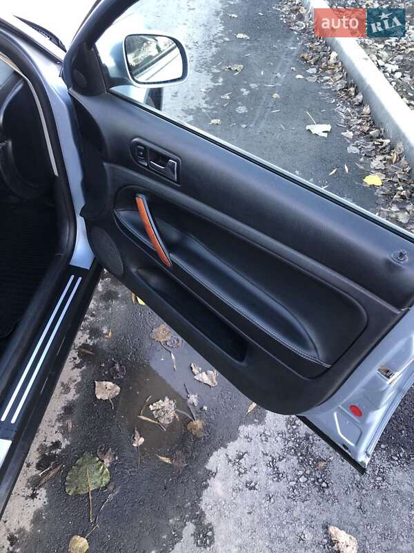 Універсал Volkswagen Passat 2002 в Рівному фото 10 Універсал Volkswagen Passat 2002 в Рівному