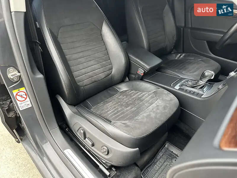 Універсал Volkswagen Passat 2011 в Сарнах