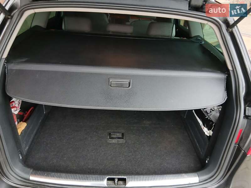 Универсал Volkswagen Passat 2006 в Калуше