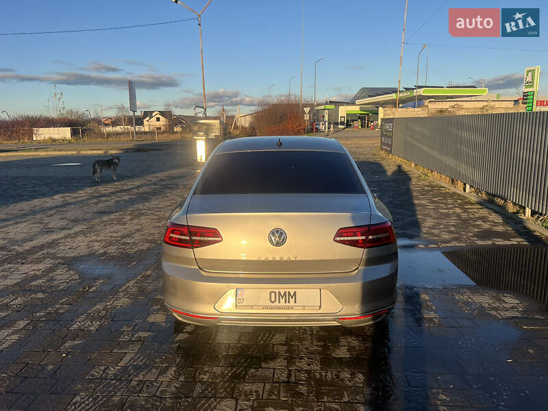 Седан Volkswagen Passat 2015 в Тячеві фото 5 Седан Volkswagen Passat 2015 в Тячеві