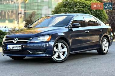 Седан Volkswagen Passat 2013 в Львове