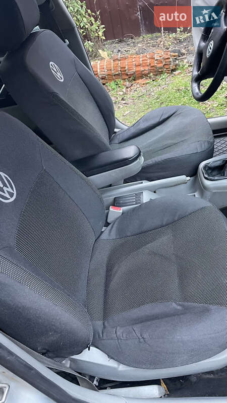 Универсал Volkswagen Passat 2000 в Киеве