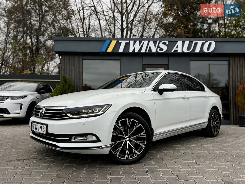 Седан Volkswagen Passat 2016 в Одессе