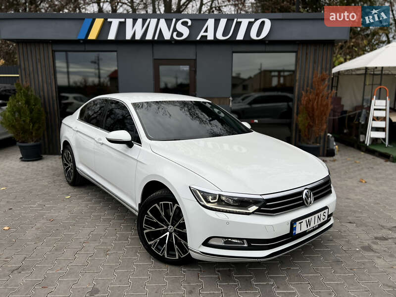 Седан Volkswagen Passat 2016 в Одессе